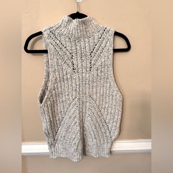 Anthropologie Blue/White‎ Sleeveless Sweater  Size L - Picture 3 of 9
